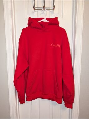 Large Crimson Minimalist Comfrt Hoodie
